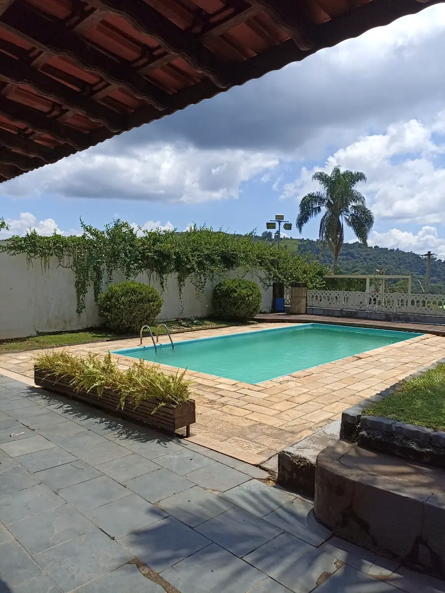 Piscina e área de lazer do Espaço Margô em Guarulhos